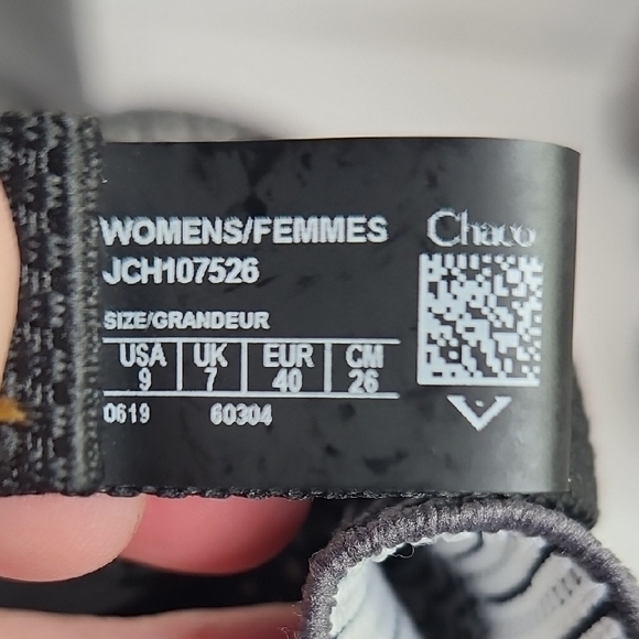 Chaco Stylish Black, gray and yellow sneakers - Picture 2 of 8